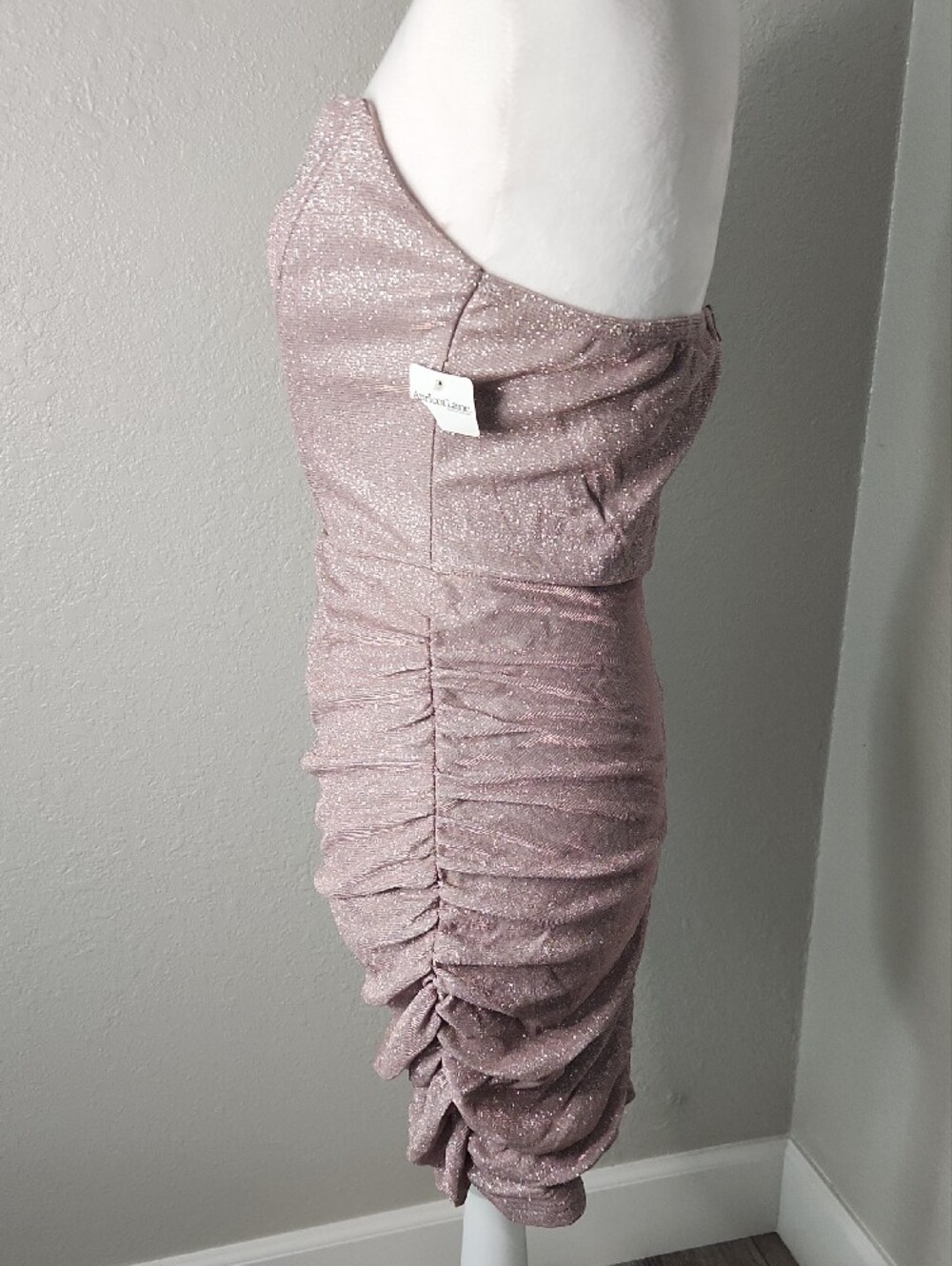 Lovesome Apricot Lane Strapless Metallic Mauve Ruched Bodycon Dress Sparkly Rose - Picture 2 of 7
